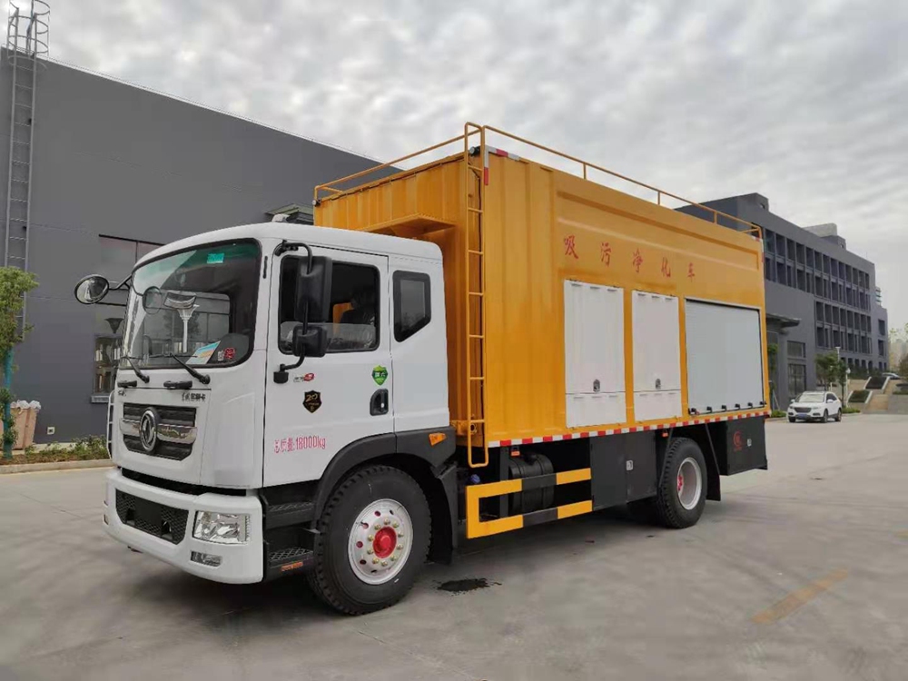 國(guó)六東風(fēng)多利卡D9吸污凈化車(chē)